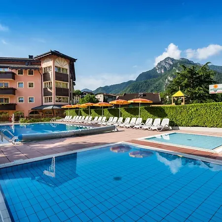 Family Adriana Hotel Bezzecca