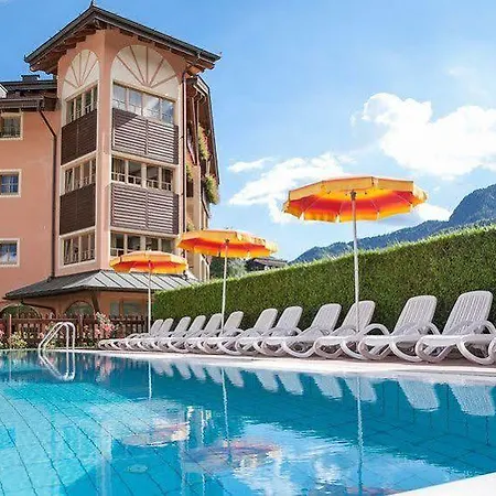 Family Adriana Hotel Bezzecca